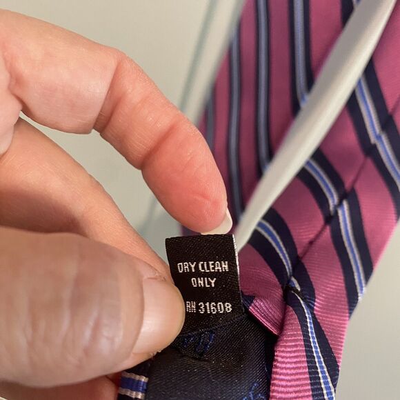 Jos. A. Bank‎ 100% Silk Repp Tie Pink Navy White Striped Power Tie - Picture 4 of 10